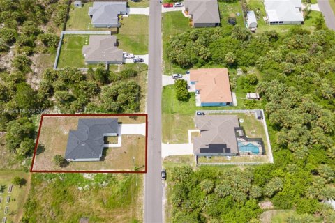 Casa en venta en Palm Bay, Florida, 4 dormitorios № 1954912 - foto 30