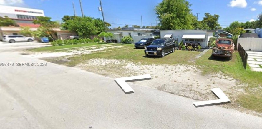 Villa ou maison à Hollywood, Floride 2 chambres, 65.03 m2 № 2048327