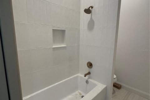 Casa en venta en Ocala, Florida, 4 dormitorios, 238.29 m2 № 1901428 - foto 12
