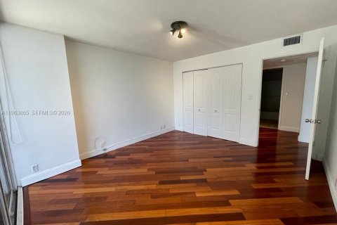 Apartment in Miami, Florida 2 bedrooms, 160.07 sq.m. № 2052838 - photo 12