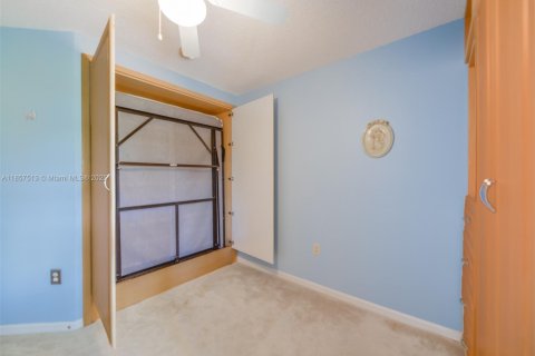 Touwnhouse à vendre à Aventura, Floride: 3 chambres, 137.59 m2 № 2248179 - photo 26