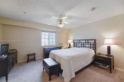 Touwnhouse à vendre à Aventura, Floride: 3 chambres, 137.59 m2 № 2248179 - photo 13