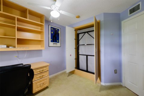 Touwnhouse à vendre à Aventura, Floride: 3 chambres, 137.59 m2 № 2248179 - photo 22