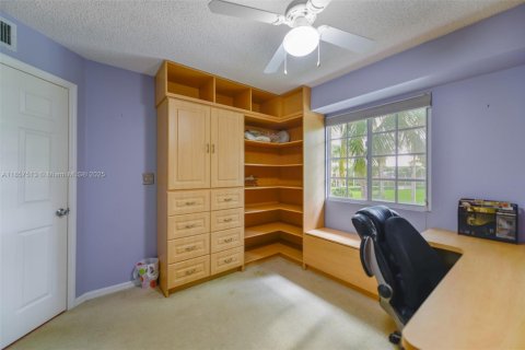 Touwnhouse à vendre à Aventura, Floride: 3 chambres, 137.59 m2 № 2248179 - photo 20