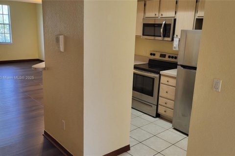 Copropriété à louer à Sunrise, Floride: 3 chambres, 112.6 m2 № 1959869 - photo 18