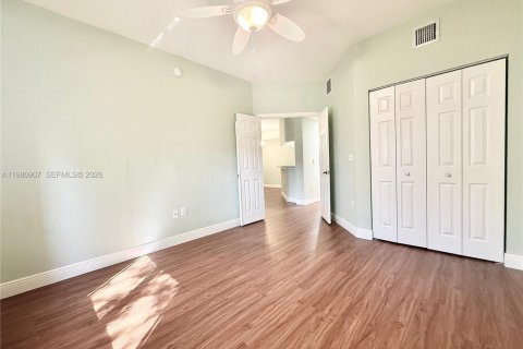 Снять в аренду кондоминиум в Палм-Бич-Гарденс, Флорида 3 спальни, 122.26м2, № 2048615 - фото 16