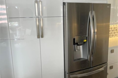 Copropriété à louer à Miami Beach, Floride: 2 chambres, 126.35 m2 № 1730452 - photo 8