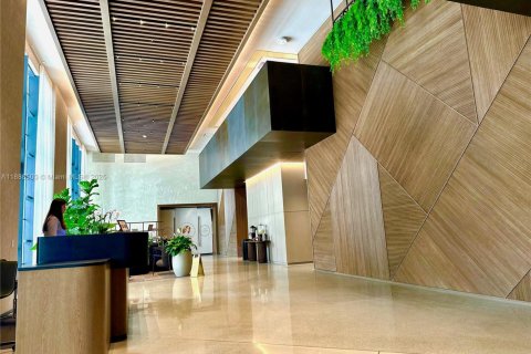 Купить кондоминиум в Майами, Флорида 34.75м2, № 2034765 - фото 3