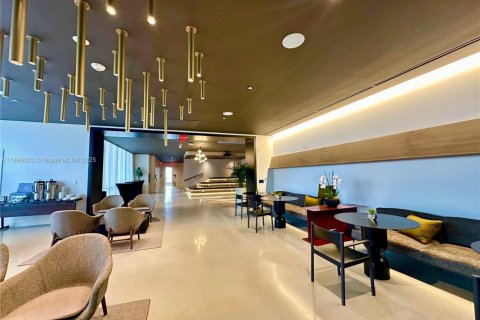 Купить кондоминиум в Майами, Флорида 34.75м2, № 2034765 - фото 4