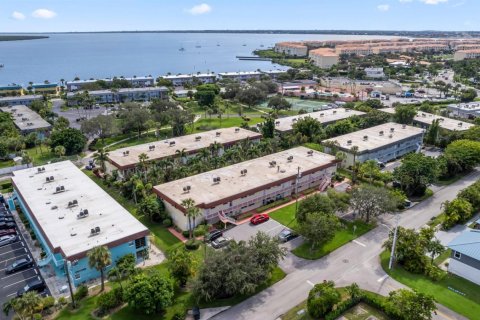 Copropriété à vendre à St. Lucie, Floride: 2 chambres, 101.45 m2 № 2173291 - photo 29