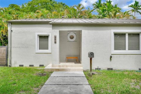 Casa en venta en Miami Springs, Florida, 3 dormitorios, 122.17 m2 № 1817648 - foto 4