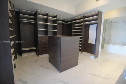 Condominio en alquiler en Aventura, Florida, 3 dormitorios, 248.05 m2 № 2072419 - foto 19