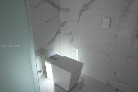 Condominio en alquiler en Aventura, Florida, 3 dormitorios, 248.05 m2 № 2072419 - foto 23