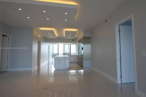 Condominio en alquiler en Aventura, Florida, 3 dormitorios, 248.05 m2 № 2072419 - foto 7