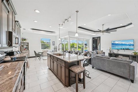 House in Port Charlotte, Florida 3 bedrooms, 160.72 sq.m. № 1784392 - photo 9