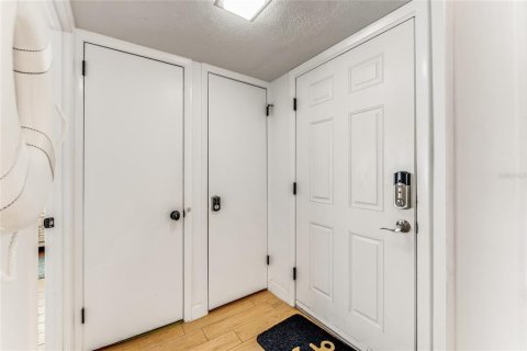 Condominio en venta en Ormond Beach, Florida, 1 dormitorio, 86.86 m2 № 2228478 - foto 4