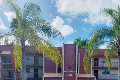 Condo à Davie, Floride, 1 chambre  № 1997476