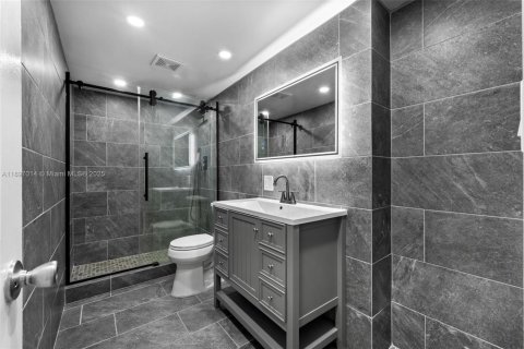 Copropriété à vendre à Hallandale Beach, Floride: 2 chambres, 139.35 m2 № 1948435 - photo 5