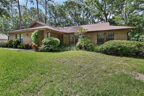 Villa ou maison à vendre à DeLand, Floride: 3 chambres, 173.36 m2 № 1876337 - photo 1