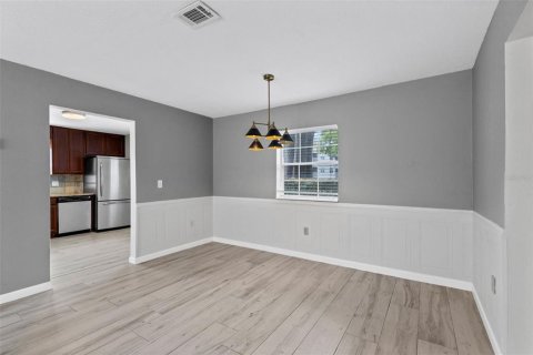Condo in Longwood, Florida, 2 bedrooms  № 2220289 - photo 6