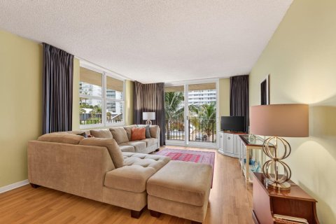 Condominio en alquiler en Pompano Beach, Florida, 2 dormitorios, 88.54 m2 № 2181023 - foto 10
