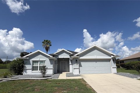 House in Summerfield, Florida 3 bedrooms, 159.61 sq.m. № 2312604