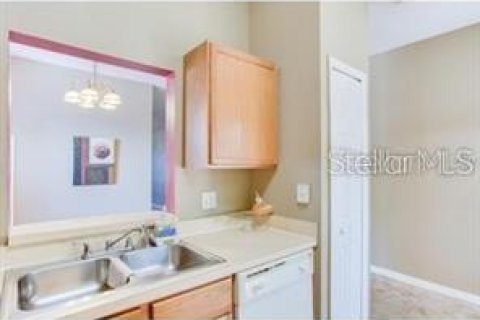 Touwnhouse à louer à Orlando, Floride: 3 chambres, 133.69 m2 № 2155851 - photo 7