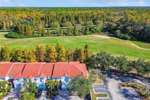 Adosado en Tampa, Florida 3 dormitorios, 200.39 m2 № 2116365