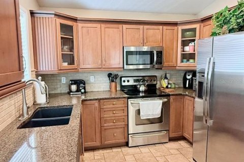 House in Flagler Beach, Florida 3 bedrooms, 197.32 sq.m. № 1742627 - photo 5