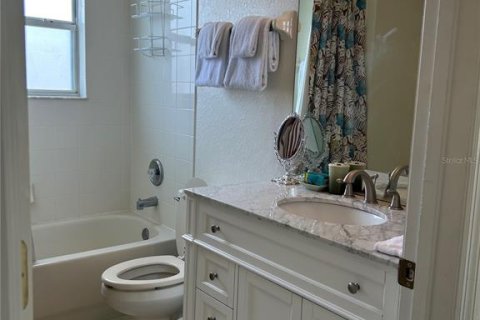 Casa en venta en Davenport, Florida, 5 dormitorios, 211.54 m2 № 1873022 - foto 29