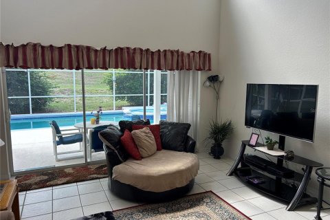 Casa en venta en Davenport, Florida, 5 dormitorios, 211.54 m2 № 1873022 - foto 9