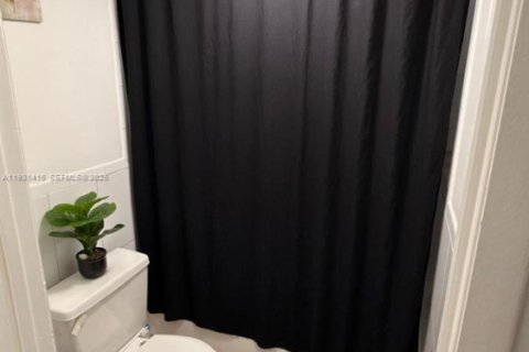 Copropriété à vendre à Miami, Floride: 2 chambres, 74.32 m2 № 1989906 - photo 6