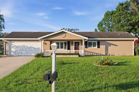 Villa ou maison à Ocala, Floride 2 chambres, 93.65 m2 № 2204756