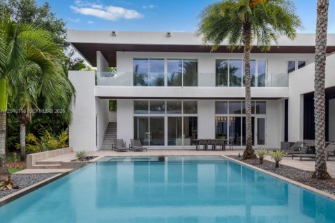House in Pinecrest, Florida 8 bedrooms, 837.89 sq.m. № 2188794 - photo 14