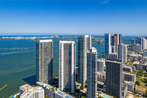 Condo in Miami, Florida, 3 bedrooms  № 2042983 - photo 27