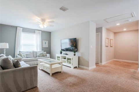 House in Kissimmee, Florida 6 bedrooms, 305.74 sq.m. № 1847125 - photo 30