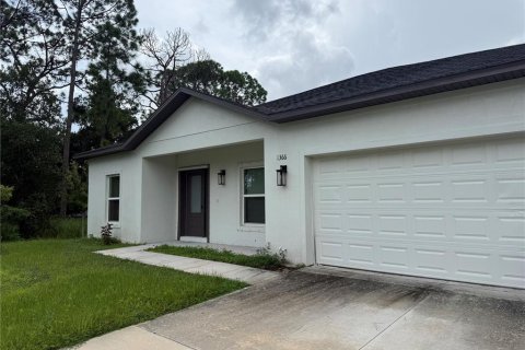 Villa ou maison à Palm Bay, Floride 4 chambres, 158.86 m2 № 2389424