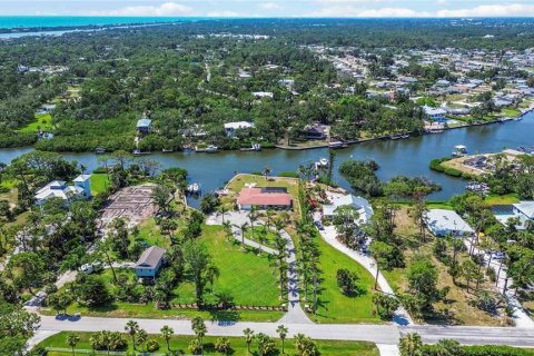 Casa en venta en Englewood, Florida, 3 dormitorios, 213.86 m2 № 1757958 - foto 1