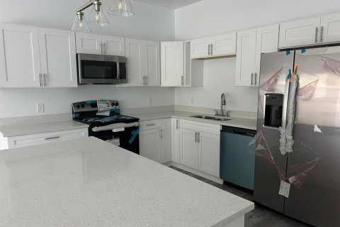 Propiedad comercial en venta en Bartow, Florida, 11 dormitorios, 418.06 m2 № 2105564 - foto 20