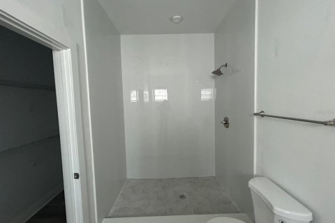 Propiedad comercial en venta en Bartow, Florida, 11 dormitorios, 418.06 m2 № 2105564 - foto 5