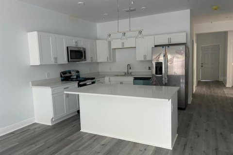 Propiedad comercial en venta en Bartow, Florida, 11 dormitorios, 418.06 m2 № 2105564 - foto 3