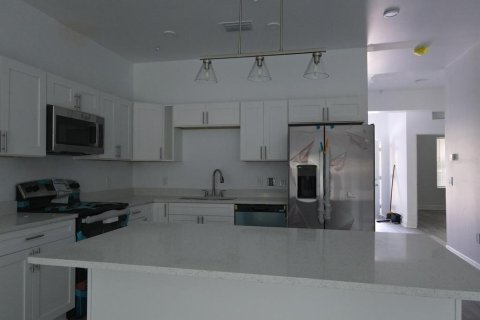 Propiedad comercial en venta en Bartow, Florida, 11 dormitorios, 418.06 m2 № 2105564 - foto 17