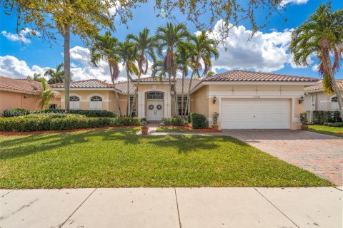 Casa en Pembroke Pines, Florida 4 dormitorios, 238.02 m2 № 2029611