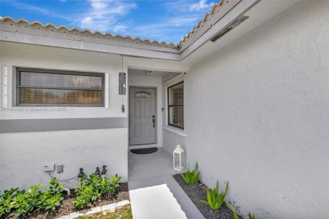 Casa en venta en Cooper City, Florida, 3 dormitorios, 171.22 m2 № 1745726 - foto 6