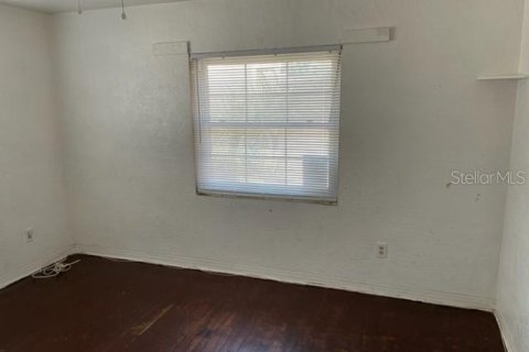 House in Saint Petersburg, Florida 2 bedrooms, 100.71 sq.m. № 2211479 - photo 15
