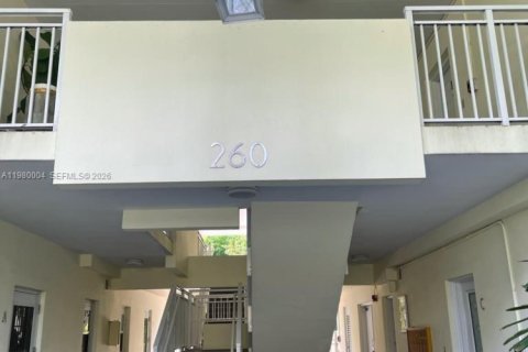 Снять в аренду кондоминиум в Ки-Бискейн, Флорида 2 спальни, 116.13м2, № 2077780 - фото 6