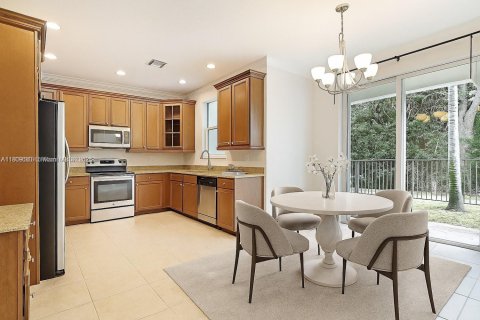 Купить таунхаус в Палм-Бич-Гарденс, Флорида 3 спальни, 159.61м2, № 1936263 - фото 13