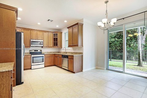 Купить таунхаус в Палм-Бич-Гарденс, Флорида 3 спальни, 159.61м2, № 1936263 - фото 10