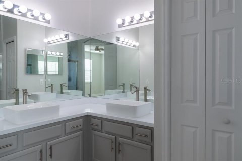 Adosado en venta en Tampa, Florida, 3 dormitorios, 147.44 m2 № 1785084 - foto 27