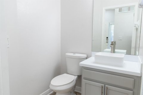 Adosado en venta en Tampa, Florida, 3 dormitorios, 147.44 m2 № 1785084 - foto 22